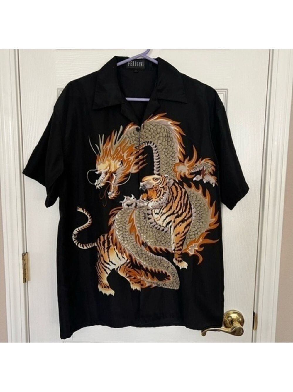 FERUGINI Retro Dragon Tiger Streetwear Graphic Print Y2K Men’s Shirt Black Small